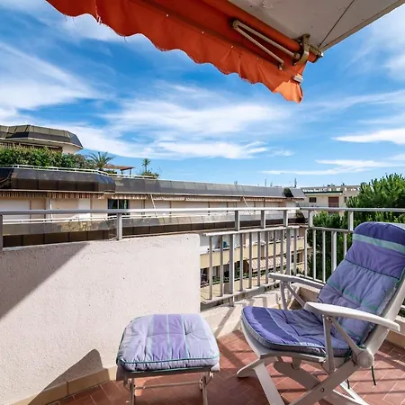 Apartment Grand T3 Juan Les Pins, 2 Balcons, Proche Plage